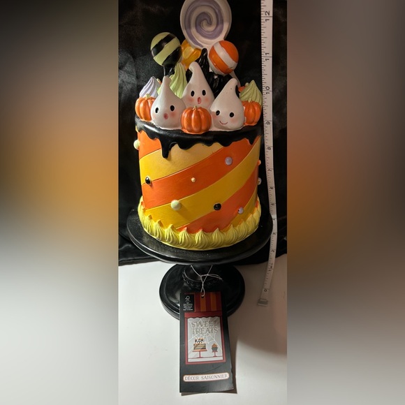 Sweet Treats Halloween Cake Ghost Pumpkins Candy Icing Decoration - Picture 9 of 11